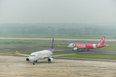 Krabi airport adlı pus