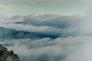 Sis Dağı sabah üzerinde