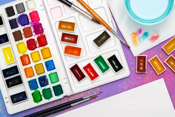 Materiales Creativos Para Dibujar Las Acuarelas Secas Las Zanjas Los — Foto de Stock