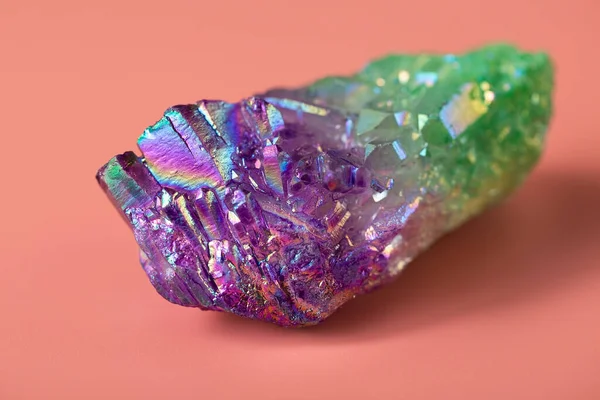 Природный Кварцевый Кристалл Ярким Блеском Angel Aura Quartz Лечения Практики — стоковое фото