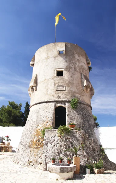 Agios Georgios (1561 g Manastırı koruyucu Kulesi)