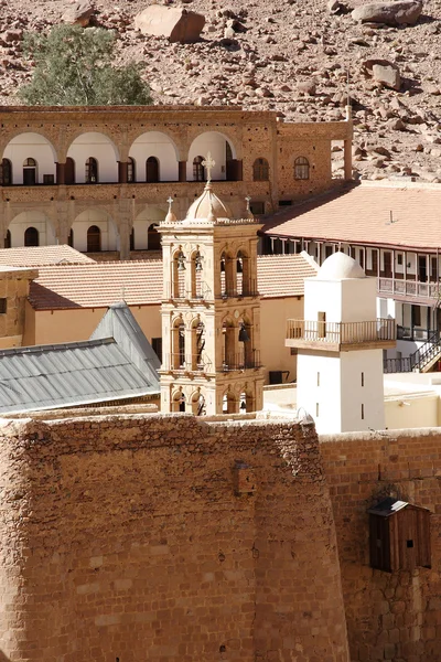 Çan kulesi ve St Catherine Manastırı Minare — Stok fotoğraf