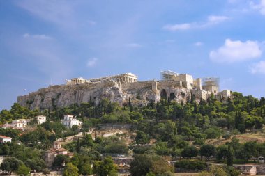 Akropolis ve Parthenon 'a yandan bak. Yunanistan, Atina