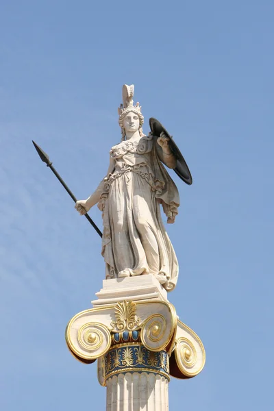 Ionische Säule mit einer Statue der Athene — Stockfoto