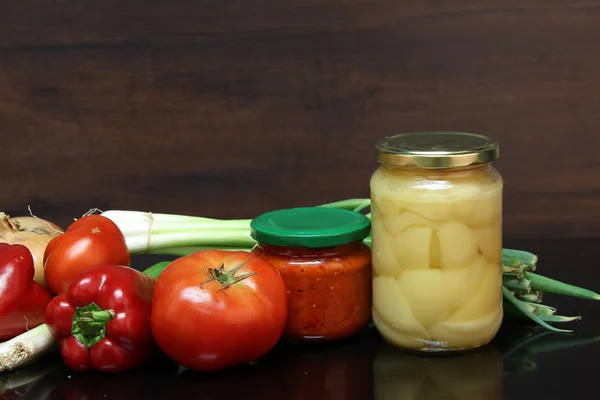 Verduras sobre la mesa — Foto de Stock