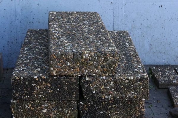 Sauber Gewaschene Treppensteine Liegen Auf Dem Boden — Stockfoto