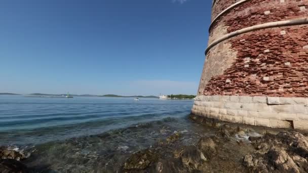 Fortress of St. Nicholas at the entrance to Sibenik Bay, Croatia — Stock Video