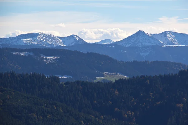 Alperna - vackra bergen i Europa — Stockfoto
