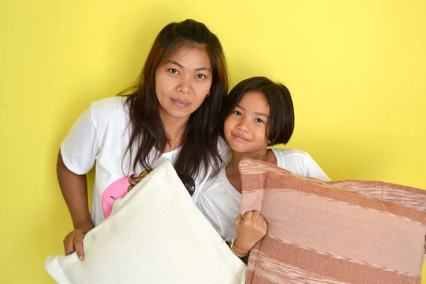 Aile anne ve kızı ile