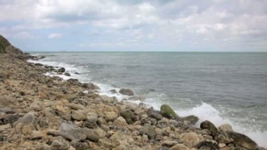 kayalık deniz kıyısı