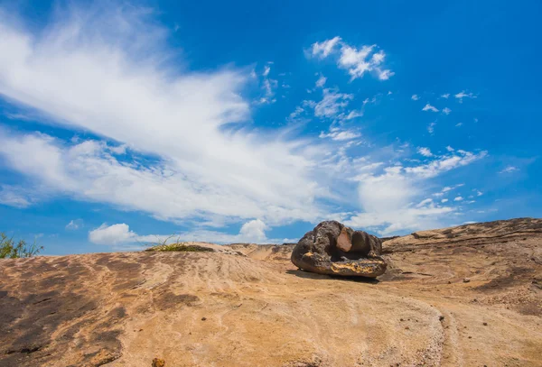 Stone and blue sky — Stock Photo, Image