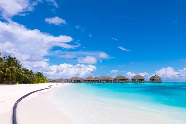 Plaża Domkami Wodnymi Malediwach — Zdjęcie stockowe