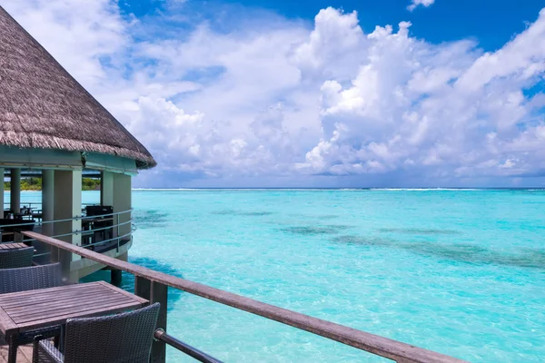 Playa Con Bungalows Agua Maldivas —  Fotos de Stock