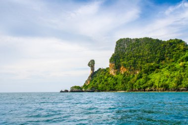 Krabi plaj ve dağ teknede güzel beach, Tayland