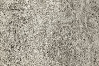 Kırık boya duvar su lekesi ile