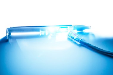 Ağ kartı ağ kablosu ile