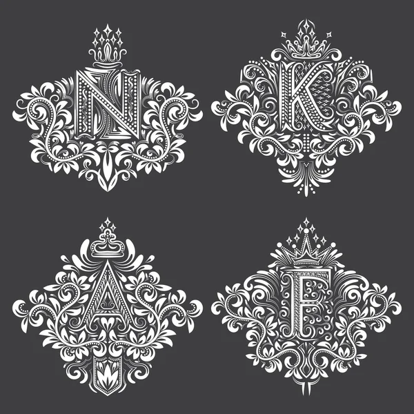 Set di monogrammi ornamentali in stemmi — Vettoriale Stock