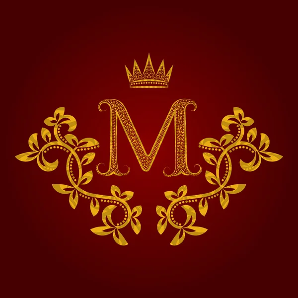 Patterned golden letter M monogram in vintage style — Stock Vector