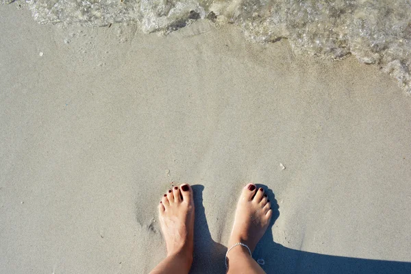 ayakları üzerinde beach