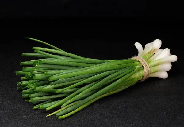 Close Fresh Green Onions Black Background — Stock Photo, Image