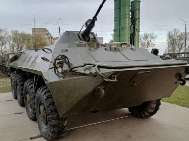 Rusya 'yı gezmek, Vatanseverlik Parkı' nda askeri teçhizat