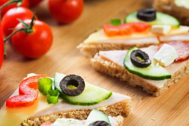 Sebze ile sağlıklı sandviç