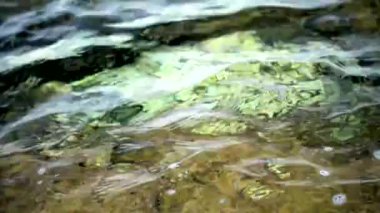 Temiz su, denizde dalgalanmalar, kayalık zemin, su arka planı, Adriyatik Denizi