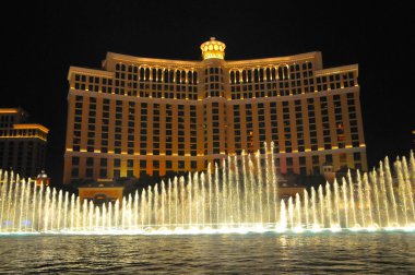 Las Vegas'taki Bellagio Casino'da çeşme gösteri
