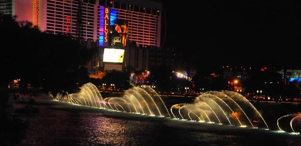 Fonteinshow in het Bellagio casino in Las Vegas — Stockfoto
