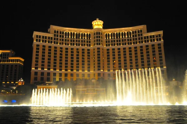 Fountain show at the Bellagio casino in Las Vegas — Stock Photo, Image