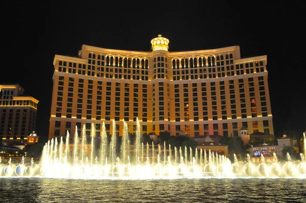 Fonteinshow in het Bellagio casino in Las Vegas — Stockfoto