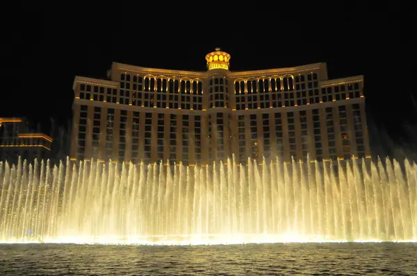 Fountain show at the Bellagio casino in Las Vegas — Stock Photo, Image