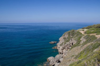 Deniz kenarındaki taşlar ve kayalar