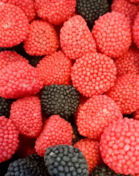 红色调的小橡皮黑莓 — 图库照片