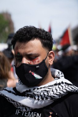 Filistin 'in Queens' teki (Sunnyside) yürüyüşü, Filistinliler ve İsrailliler arasında Gazze 'de devam eden olaylar ve ateşkes ışığında gerçekleşti. Fotoğraf 05 / 22 / 2021