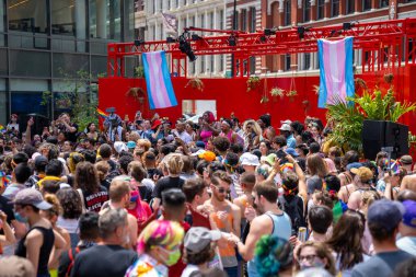 Stonewall Onur Yürüyüşü 27 Haziran 2021 'de Aşağı Manhattan, New York' ta çekildi.