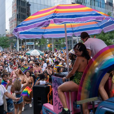 Stonewall Onur Yürüyüşü 27 Haziran 2021 'de Aşağı Manhattan, New York' ta çekildi.