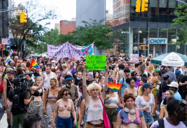 Stonewall Onur Yürüyüşü 27 Haziran 2021 'de Aşağı Manhattan, New York' ta çekildi.
