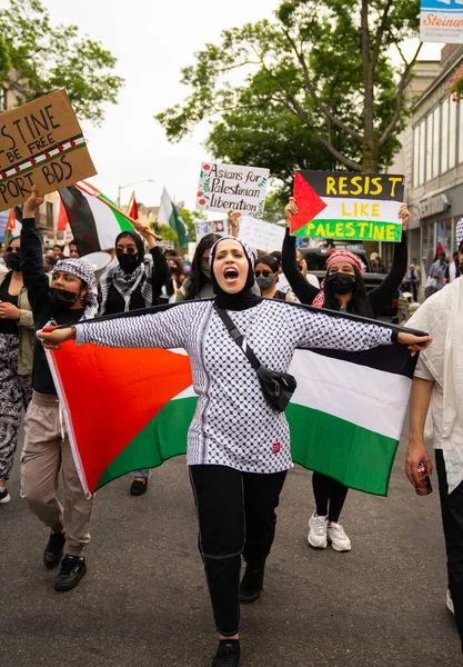 Palesztin Felvonulás Queensben Sunnyside Palesztinok Izraeliek Között Gázában Jelenleg Zajló — Stock Fotó