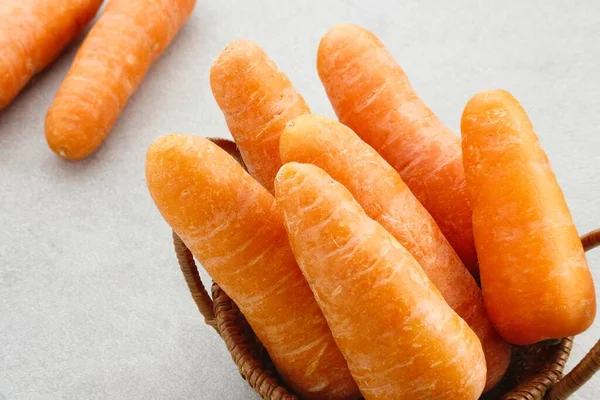 Fresh Organic Carrots Grey Background — Stock Photo, Image