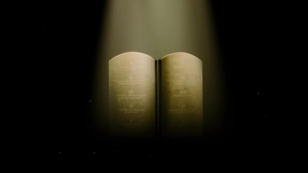 Een Stenige tabletten van Tien Geboden onder geel licht — Stockvideo
