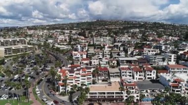 Bir şehir manzarası