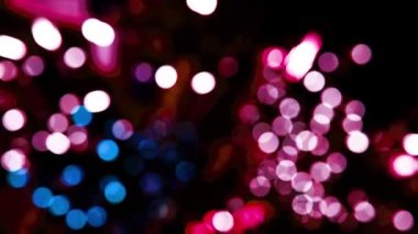 Dönen bir sarmal menekşe bokeh görünümü