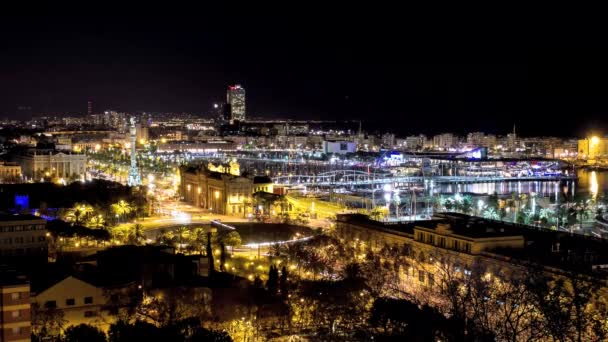 Barcelona Port Vell Marina e Colon à noite — Vídeo de Stock