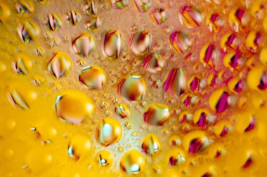 Renkli sıvı damlacıkları arka plan