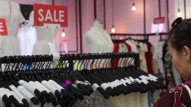 güzel kız alışveriş