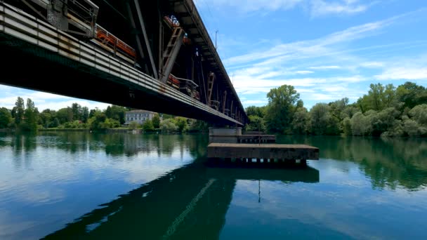 Puente Hierro Sobre Río — Vídeo de stock