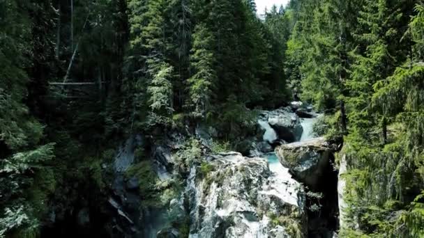 Drone Aéreo Paisaje Espectacular Las Cascadas Los Dolomitas — Vídeos de Stock