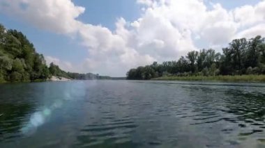 Zaman atlamalı Nehri üzerinde
