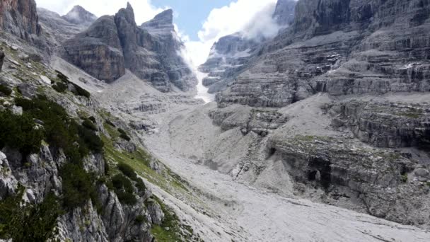 Drone Lotnicze Letni Krajobraz Dolomitów Skałami Meczami — Wideo stockowe